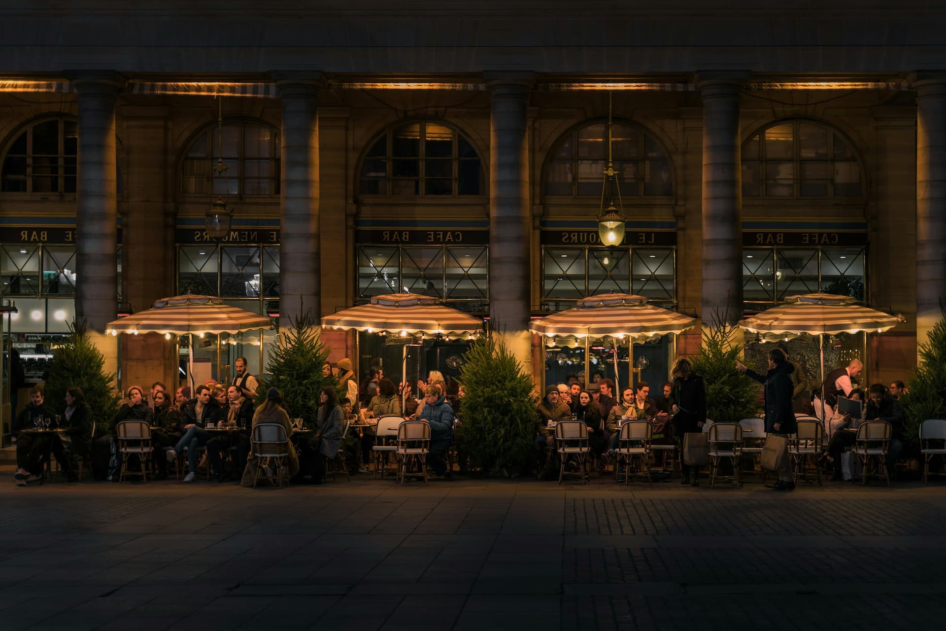 Aussergewoehnliches bistro